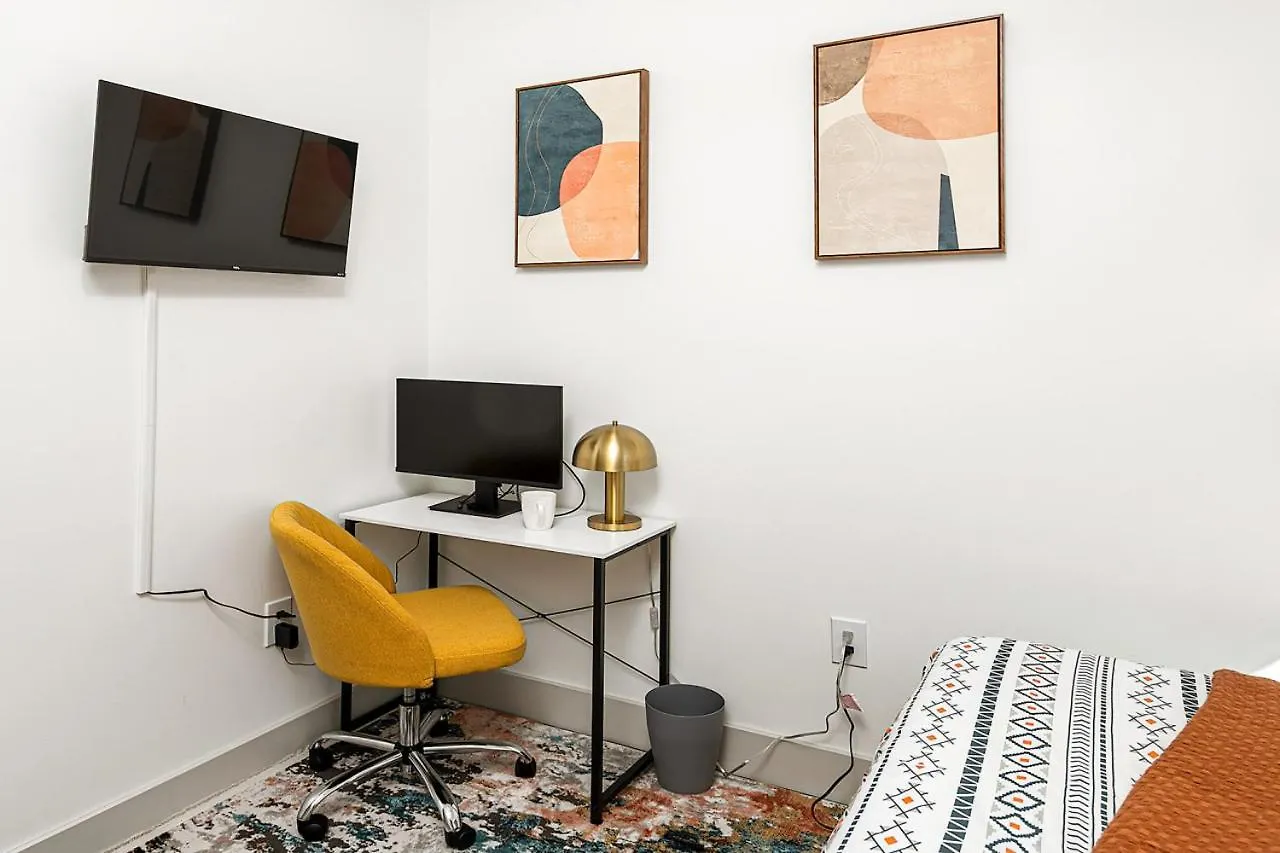 Carolina Blue - Stunning Views, Free Parking And Wifi Apartment Charlotte United States